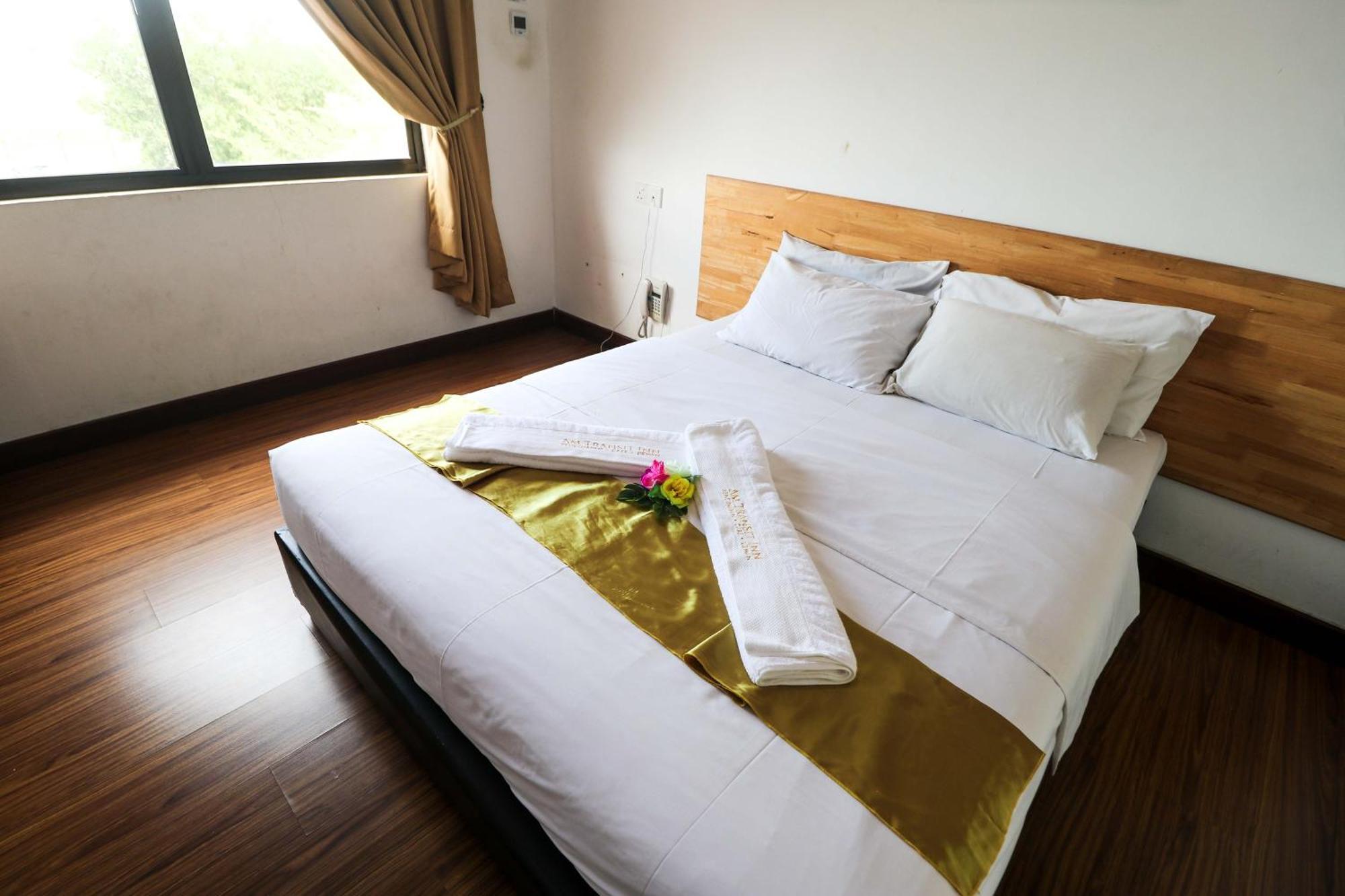 Am Transit Inn, Kuala Terengganu Exterior photo